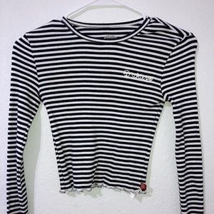 Cropped long sleeve dickies top